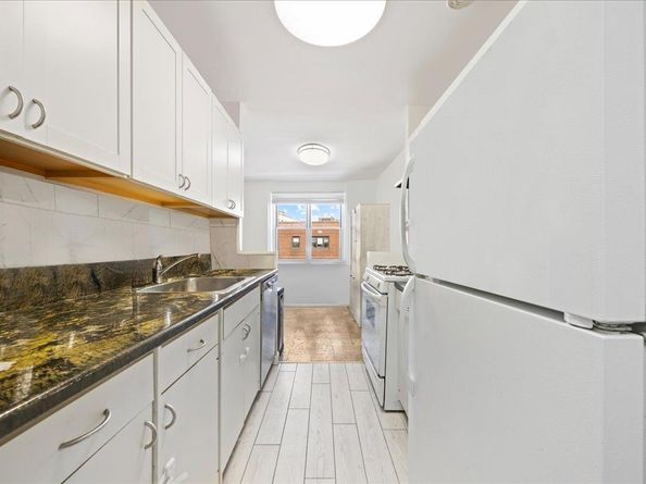 16 Lake Street 7B, White Plains NY 10603