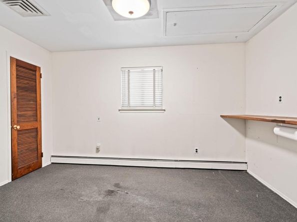 28 Sycamore Lane, Commack NY 11725
