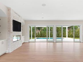 26 Pine Tree Road, Southampton NY 11968