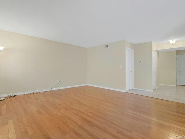 165 Carriage Court H, Yorktown Heights NY 10598