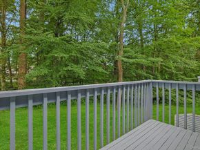 165 Carriage Court H, Yorktown Heights NY 10598