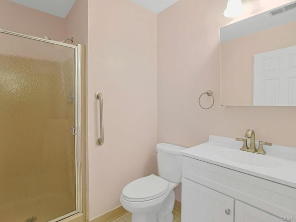 165 Carriage Court H, Yorktown Heights NY 10598