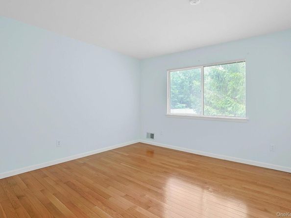 165 Carriage Court H, Yorktown Heights NY 10598