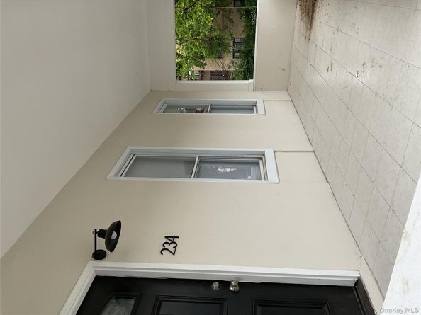 234 S 3rd Avenue, Mount Vernon NY 10550