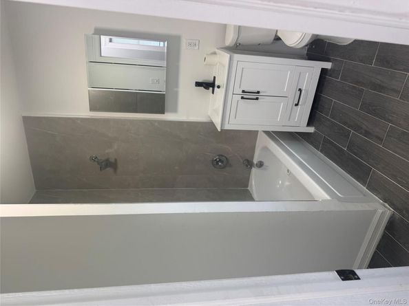 234 S 3rd Avenue, Mount Vernon NY 10550