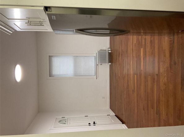 234 S 3rd Avenue, Mount Vernon NY 10550