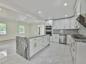 1 Parkhill Court, Huntington NY 11743