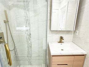 1 Parkhill Court, Huntington NY 11743
