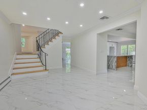 1 Parkhill Court, Huntington NY 11743