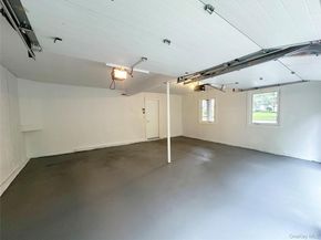 1 Parkhill Court, Huntington NY 11743