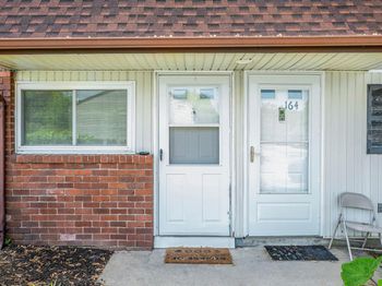 163 Pointe Cir N