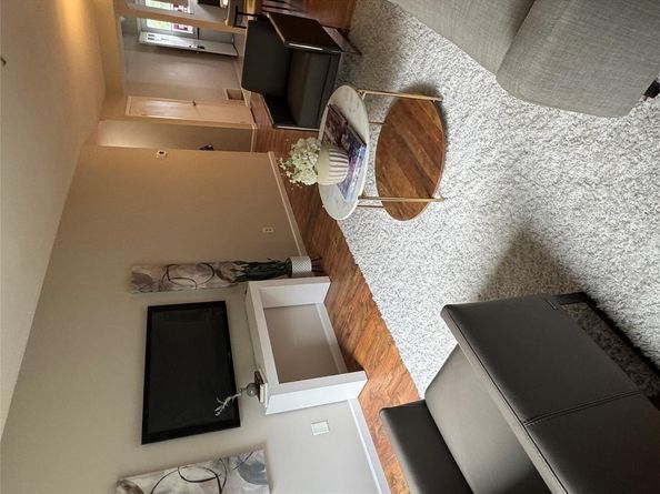 163 Pointe Cir N 163, Coram NY 11727