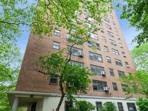 21-55 34th Ave 3C, Astoria NY 11106