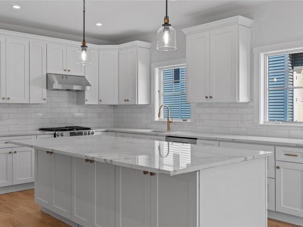 561 King Street, Port Chester NY 10573