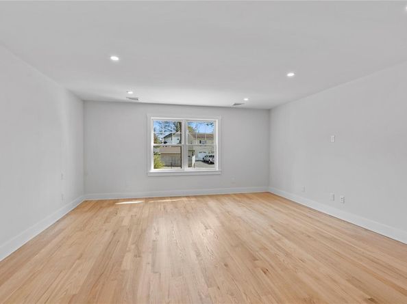 561 King Street, Port Chester NY 10573