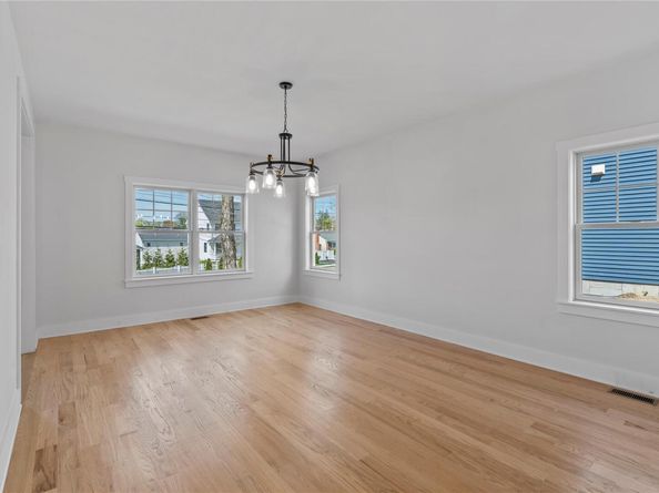 561 King Street, Port Chester NY 10573