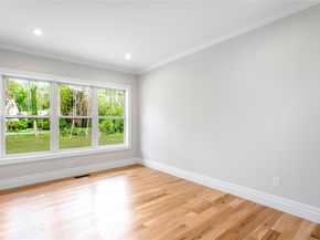 33 Lagoon Court, Jamesport NY 11901
