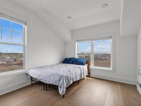 322 Marina Pointe, East Rockaway NY 11518
