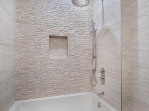 21-31 Shore Boulevard 2D, Astoria NY 11105