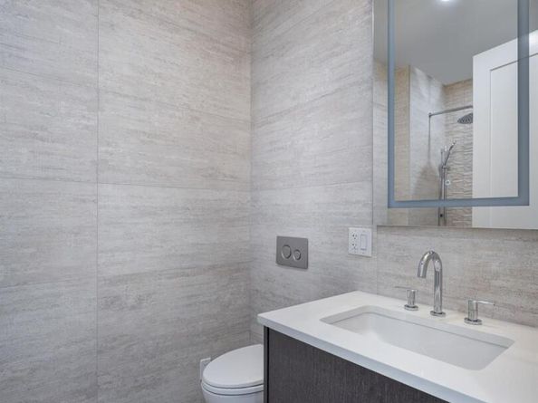 21-31 Shore Boulevard 2D, Astoria NY 11105