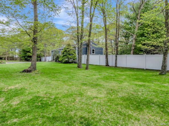 3 Williams Street, Center Moriches NY 11934