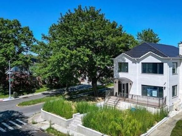 75-03 181st, Flushing NY 11366