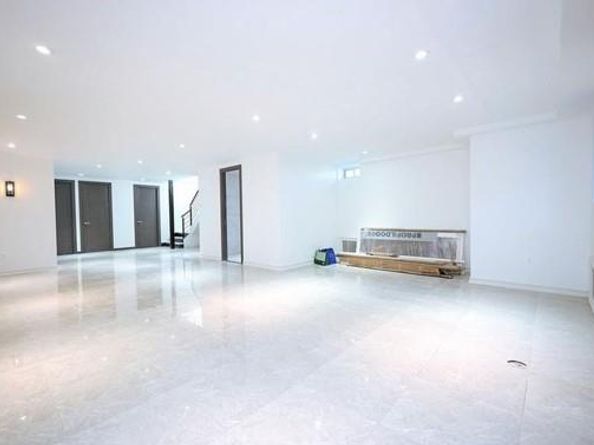 75-03 181st, Flushing NY 11366
