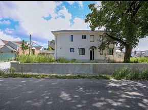 75-03 181st, Flushing NY 11366