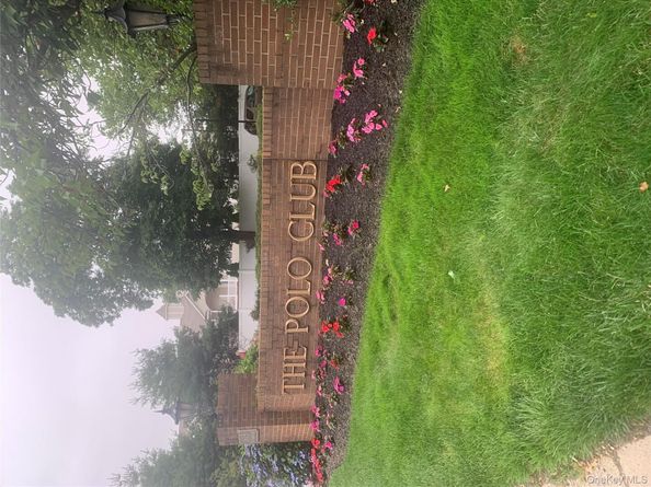 615 Broadway 81, Amityville NY 11701