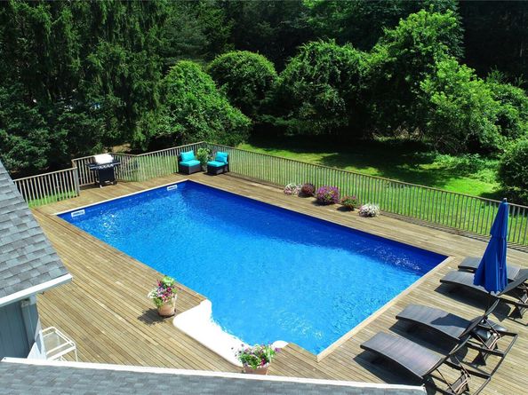 56 Nidzyn Avenue, Remsenburg NY 11960