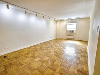 162-41 Powells Cove Boulevard