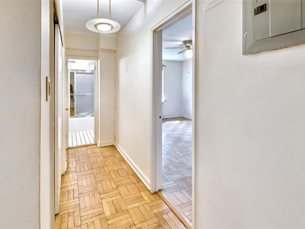 162-41 Powells Cove Boulevard 1E, Beechhurst NY 11357