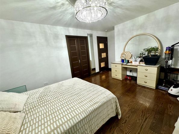 2121 Shore Parkway 4P, Brooklyn NY 11214