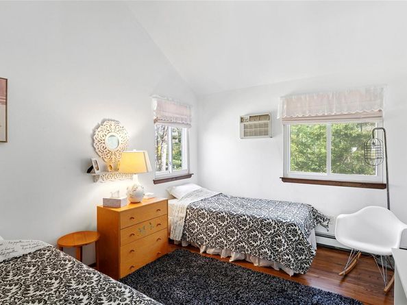 10 Harbor View Lane, East Hampton NY 11937