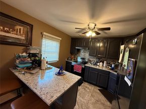 17 Hampton Road, Shirley NY 11967
