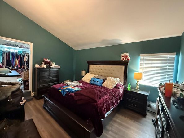 17 Hampton Road, Shirley NY 11967