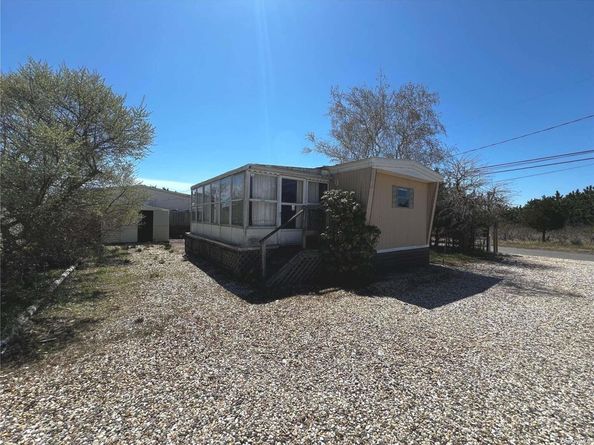 53 Crassen Boulevard 5, Amagansett NY 11930