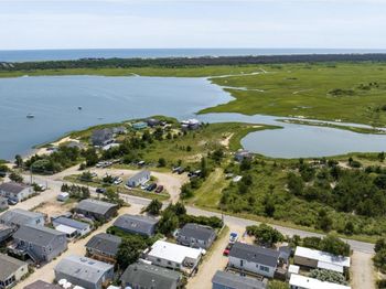 53 Crassen Boulevard