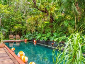 658 NE 73rd St, Miami FL 33138