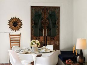 658 NE 73rd St, Miami FL 33138