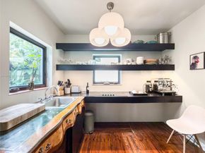 658 NE 73rd St, Miami FL 33138