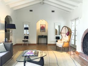 658 NE 73rd St, Miami FL 33138