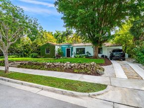 658 NE 73rd St, Miami FL 33138