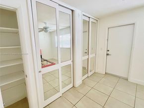 419 Golden Isles Dr 106, Hallandale Beach FL 33009