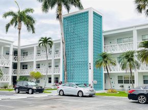 419 Golden Isles Dr 106, Hallandale Beach FL 33009