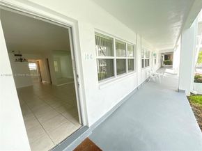 419 Golden Isles Dr 106, Hallandale Beach FL 33009