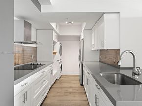 5077 NW 7th St PH15, Miami FL 33126