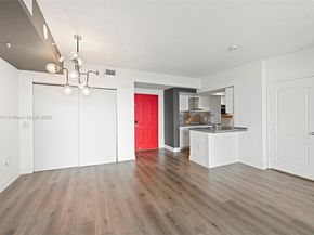 5077 NW 7th St PH15, Miami FL 33126