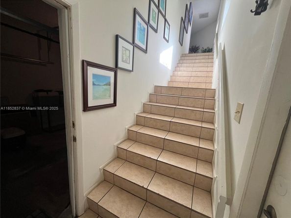 16312 Malibu Dr, Weston FL 33326