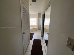 16312 Malibu Dr, Weston FL 33326